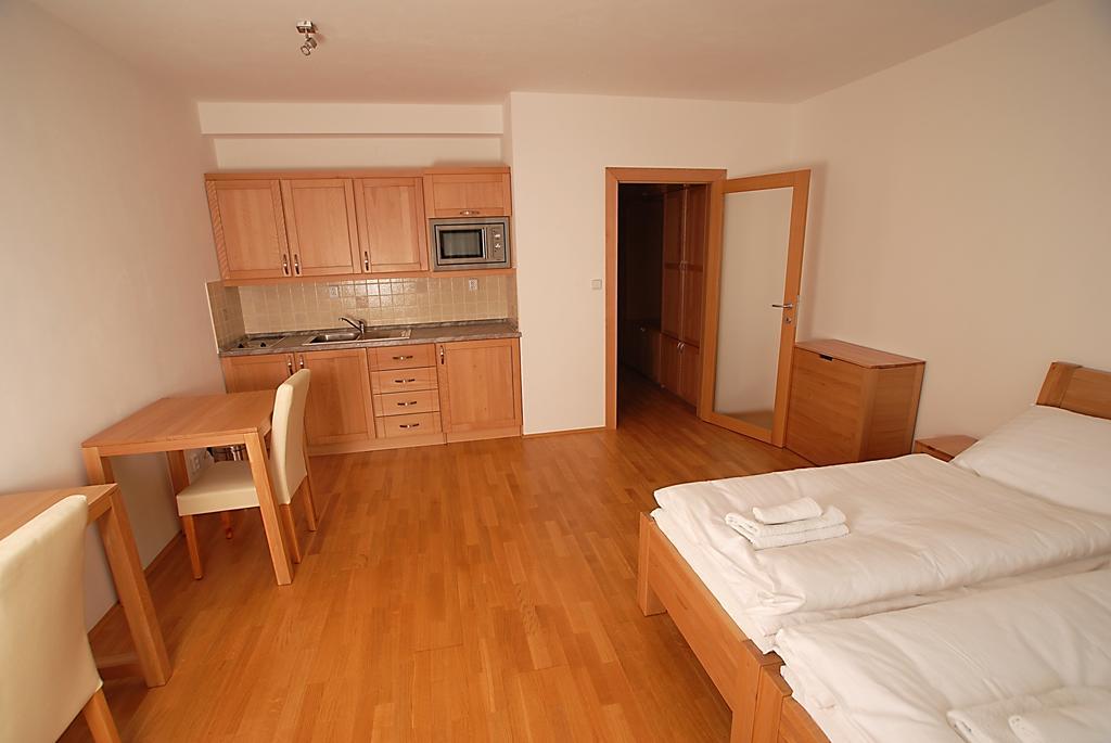Rezidence & Wellness Blatov Hotel Praha Ruang foto
